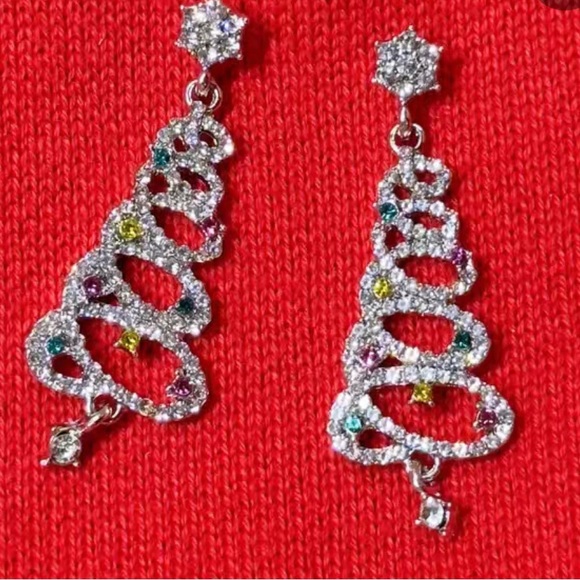 Gorgeous Christmas Trees - Picture 1 of 4